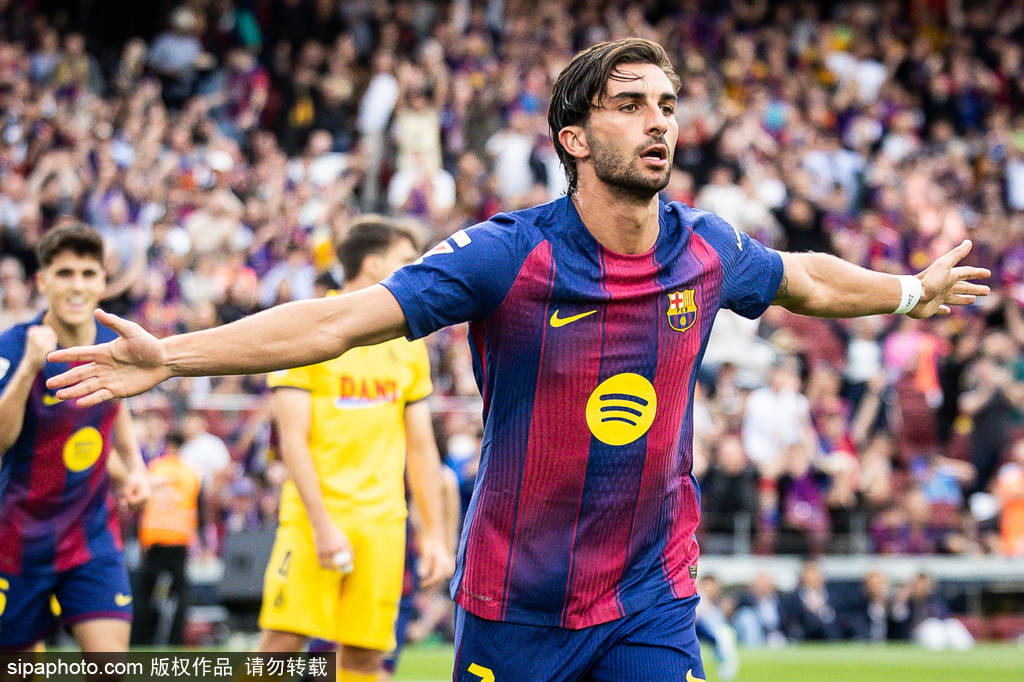 西甲-9分领跑!费兰双响亚马尔1射2传 巴萨4-1西班牙人